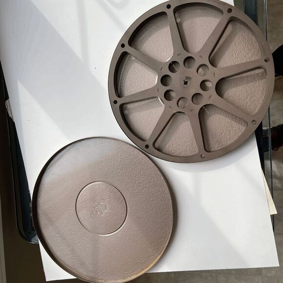 Vintage Bell & Howell 1600 16mm Film Reel & Canister - Industrial Chic Decor - Picture 11 of 12